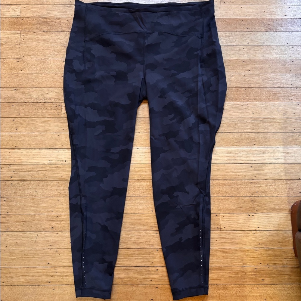 Lululemon Wunder Train Legging Camo print size 18